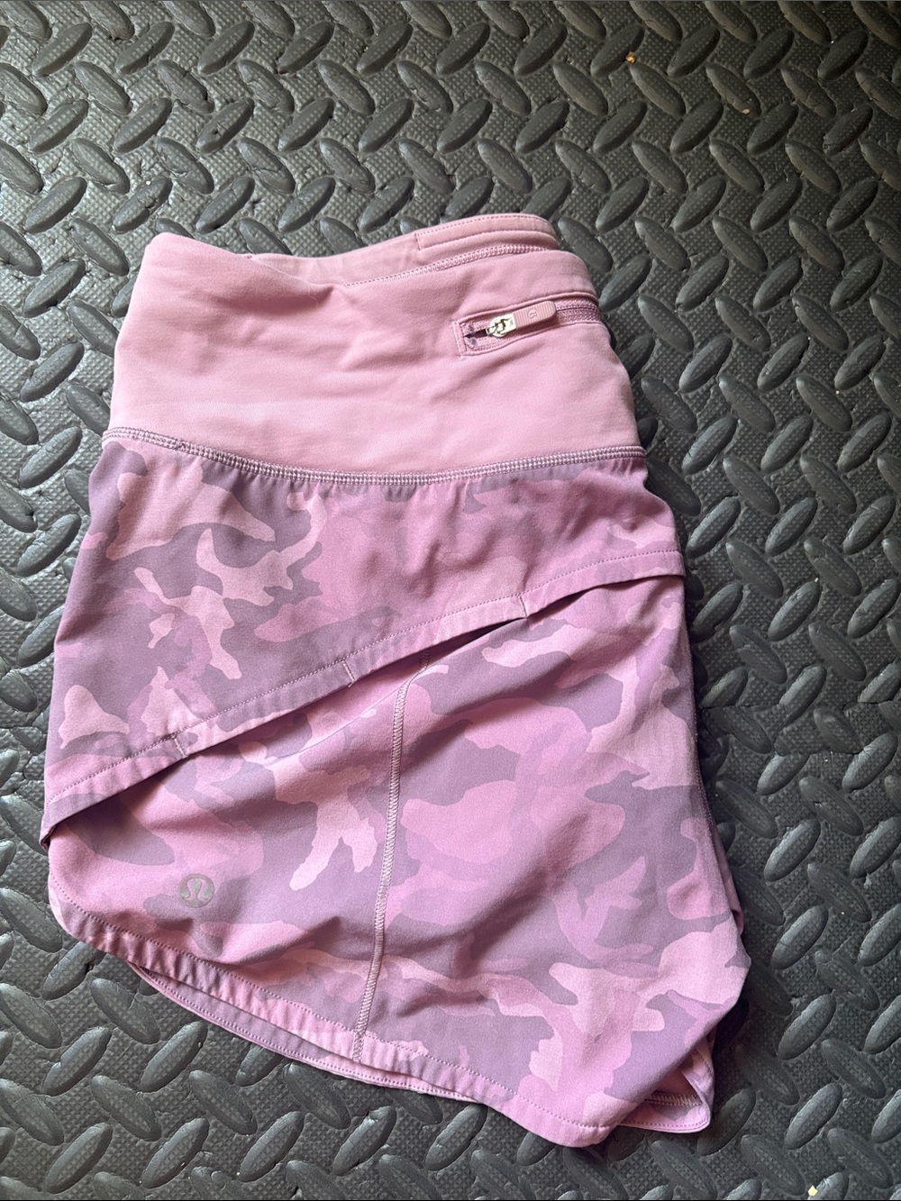 Lululemon Speed Up MR Short - Picture 2 of 4